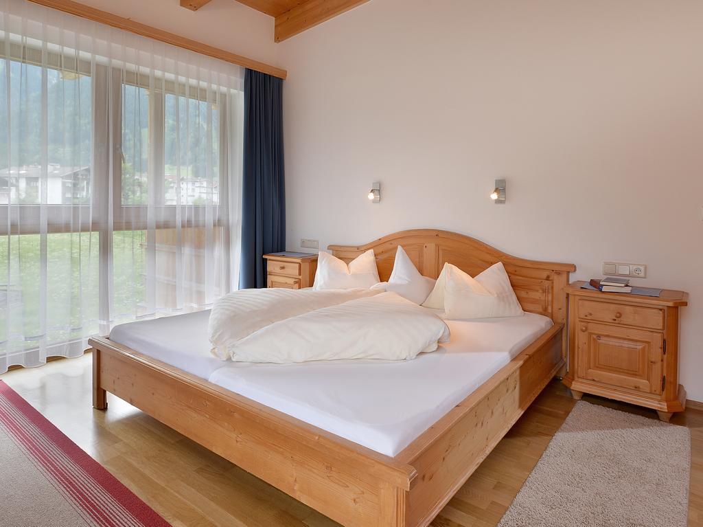 Ferienwohnungen Haus Der Mitte Mayrhofen Quarto foto